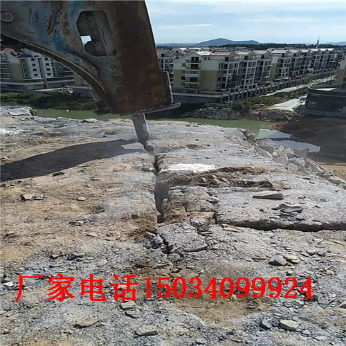 土石方工程中硬石破除的利器 主流機(jī)械設(shè)備全解析